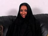 Mature iranienne au gros seins hijab