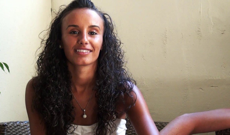 leila perle d’orient vient pour une défonce 1ere vidéo porno