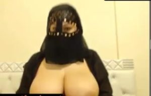 Gros seins lourd de femme turque