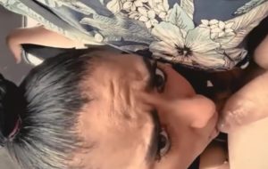 BEURETTE COCHONNE POMPE SON MEC DANS LA VOITURE
