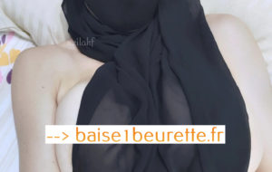 femme voilée suce hijab fellation